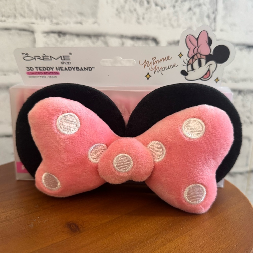 New! The Creme Shop & Disney Minnie Mouse pink
Bow plush 3D teddy headband